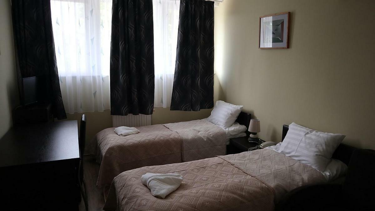 Szlovak Panzio Hotel Bekescsaba Ngoại thất bức ảnh